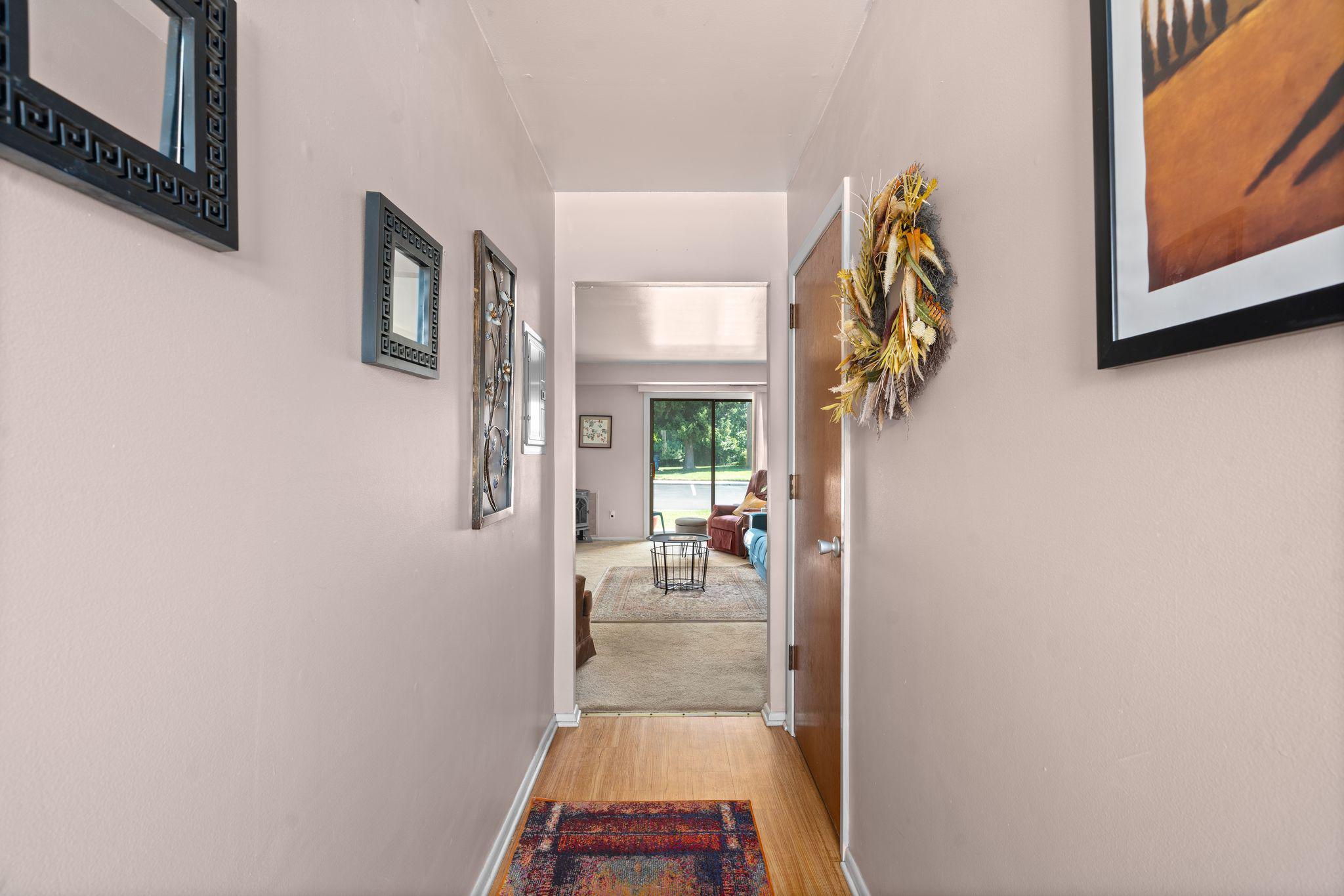 1155 York Rd #e5 Property Photo 3