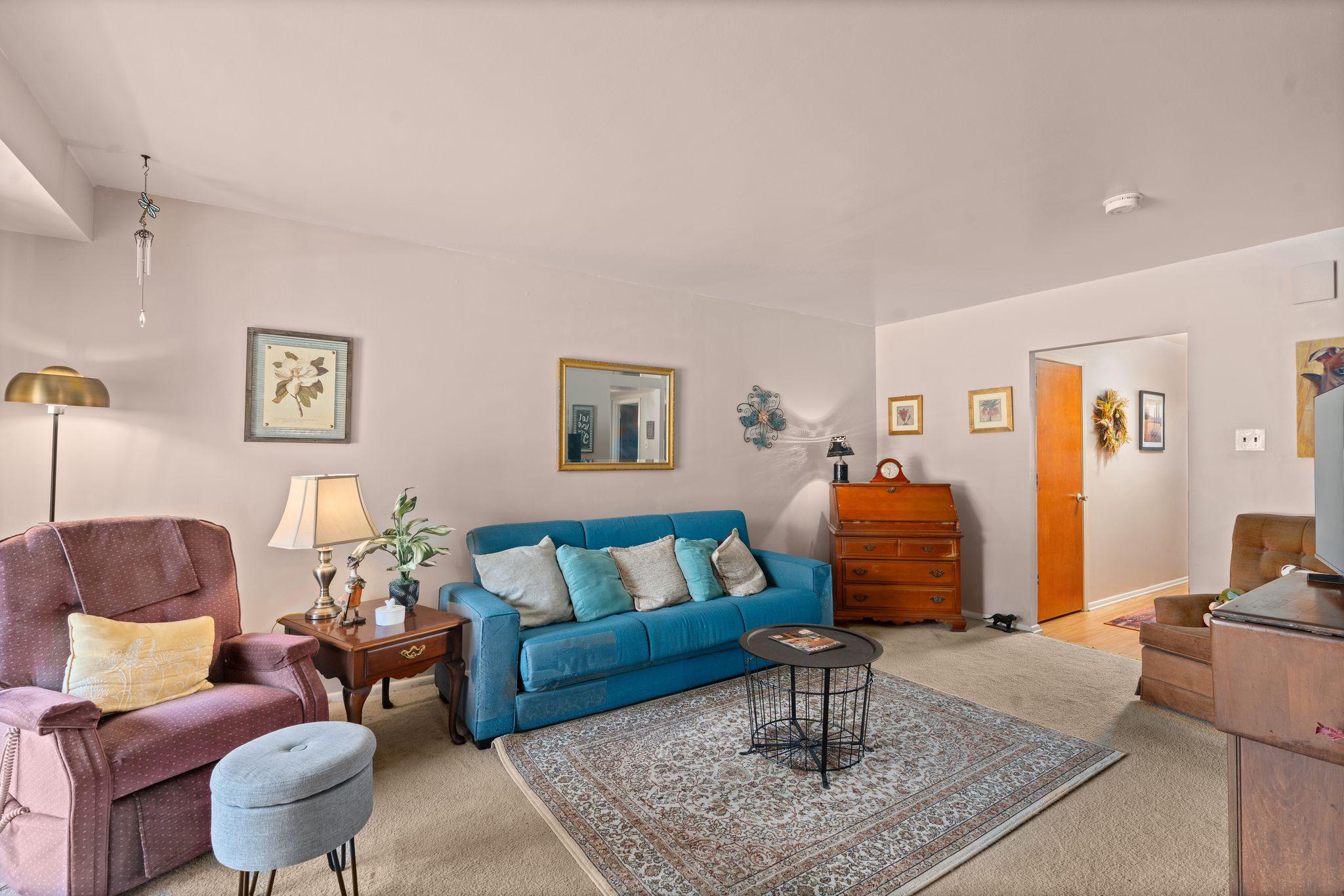 1155 York Rd #e5 Property Photo 6