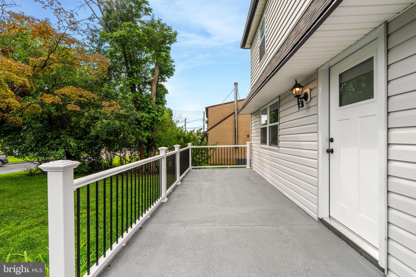 200 Maple St Property Photo 1