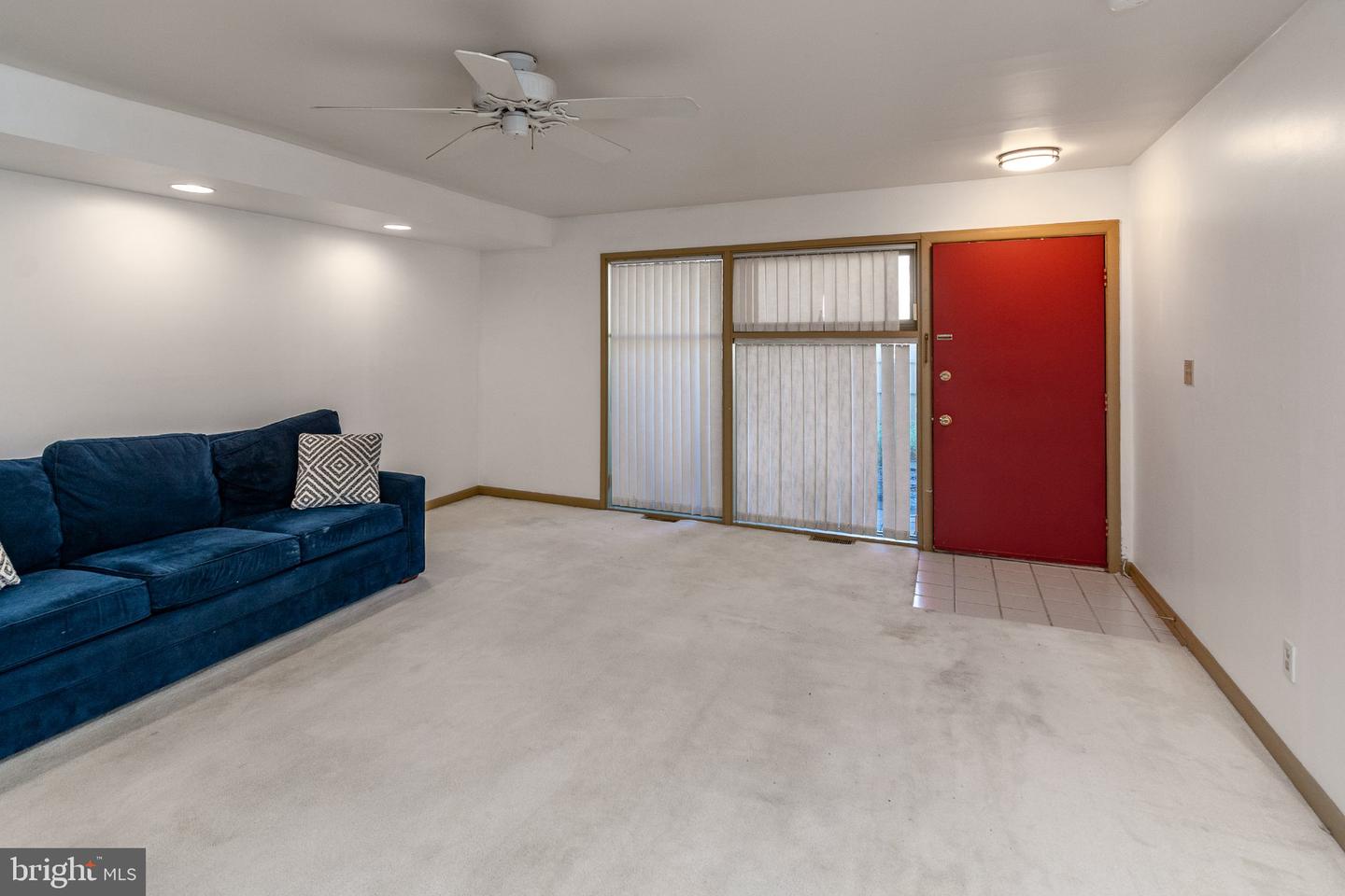 12-a Oscar Hammerstein Way Property Photo 8