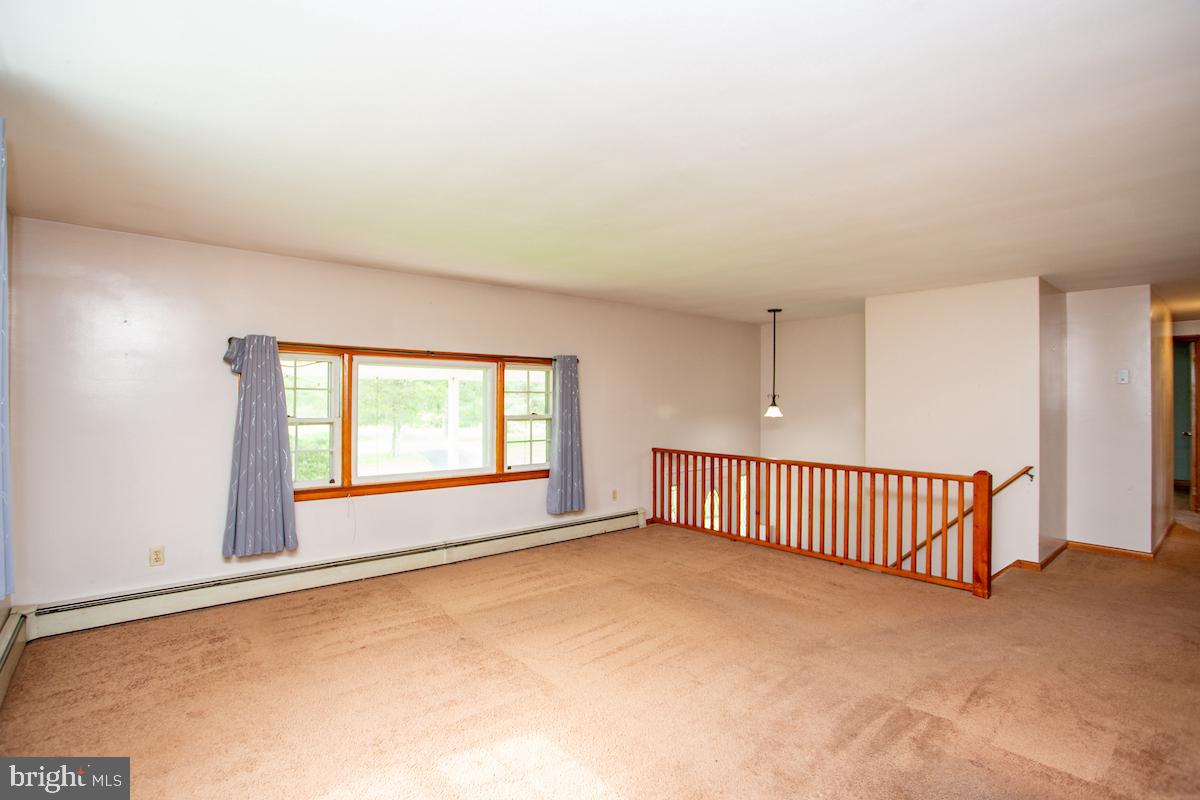 125 E Dark Hollow Road Rd Property Photo 38