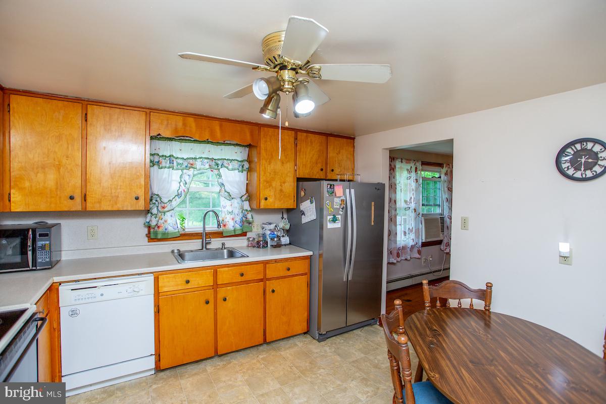 125 E Dark Hollow Road Rd Property Photo 45