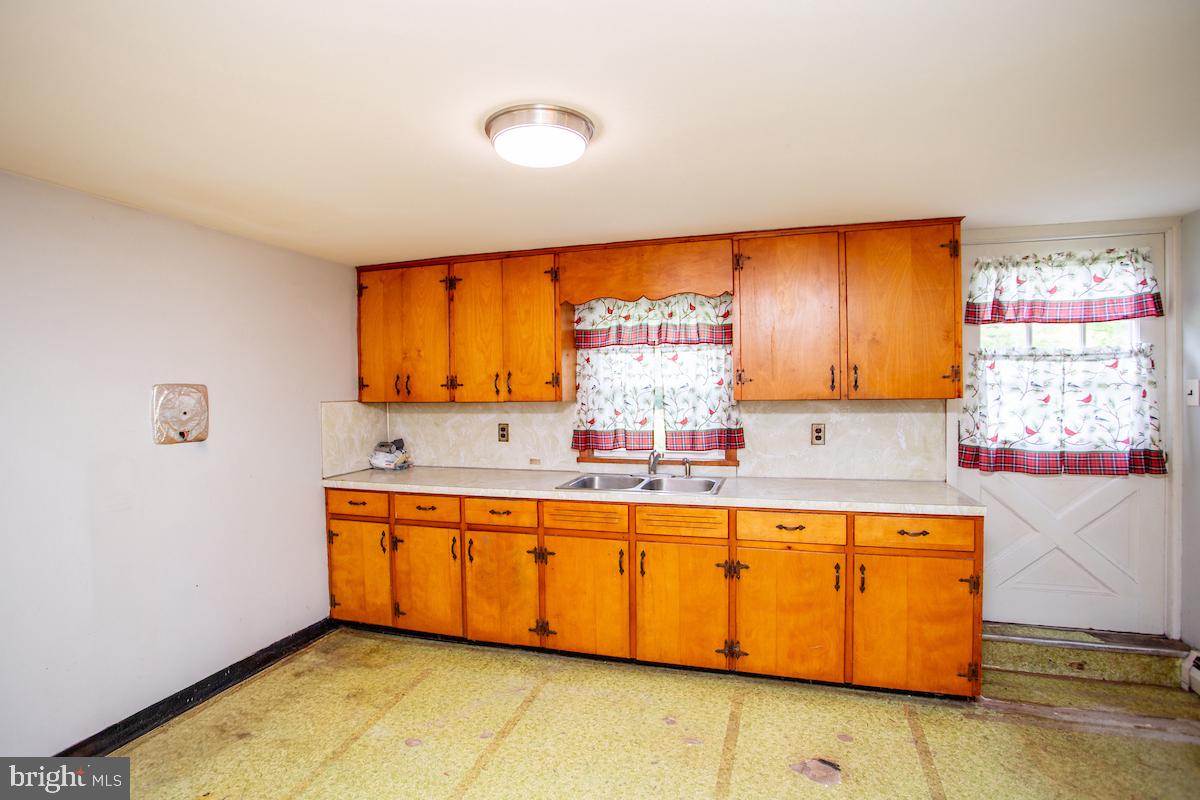 125 E Dark Hollow Road Rd Property Photo 83