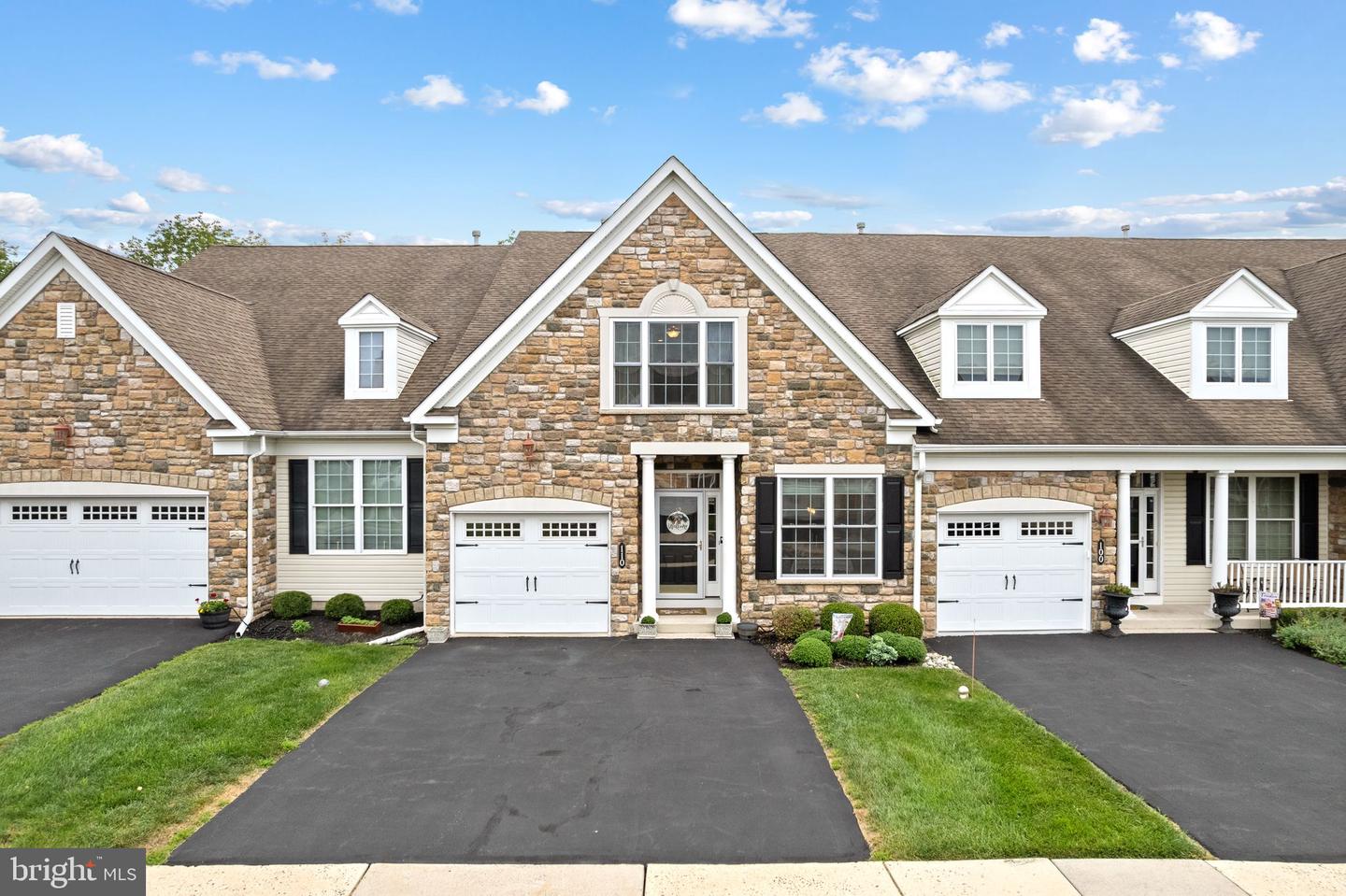 110 REAGAN DR