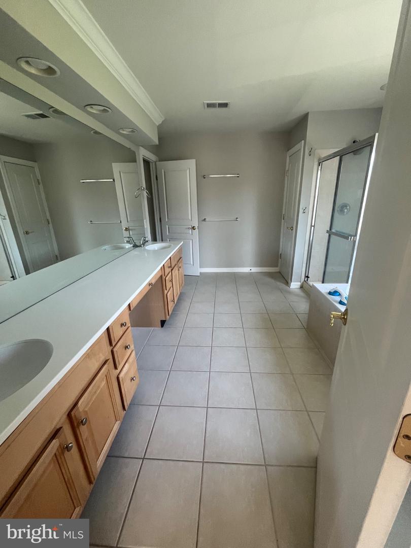 2825 Mountain Laurel Dr Property Photo 11