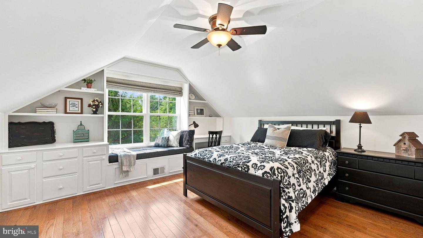 1082 Kile Cir Property Photo 23