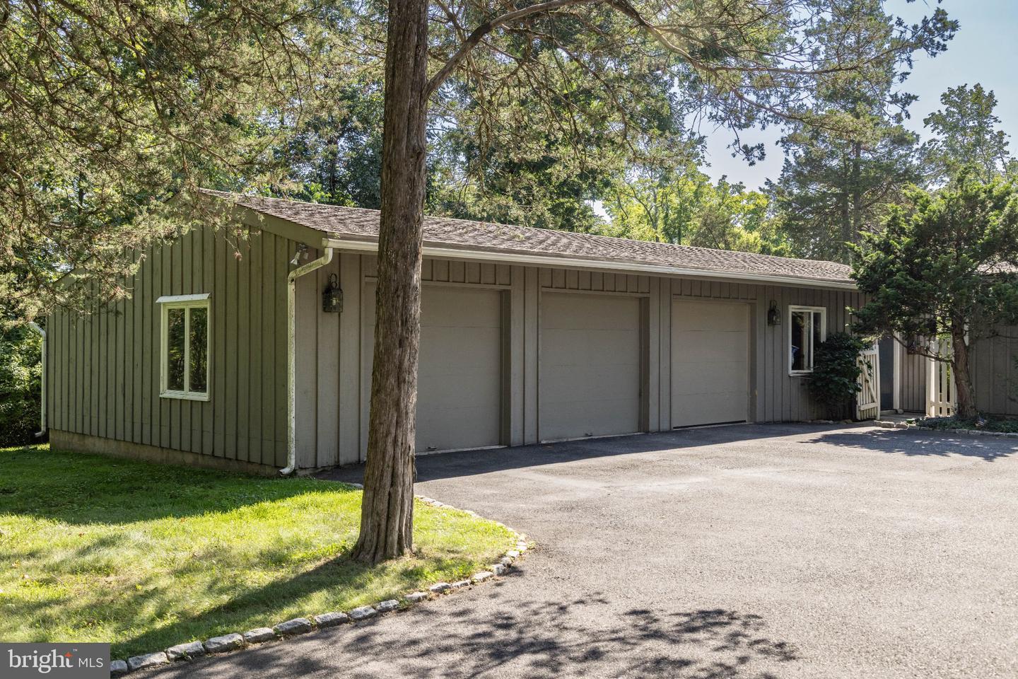 1741 Aquetong Rd Property Photo 35