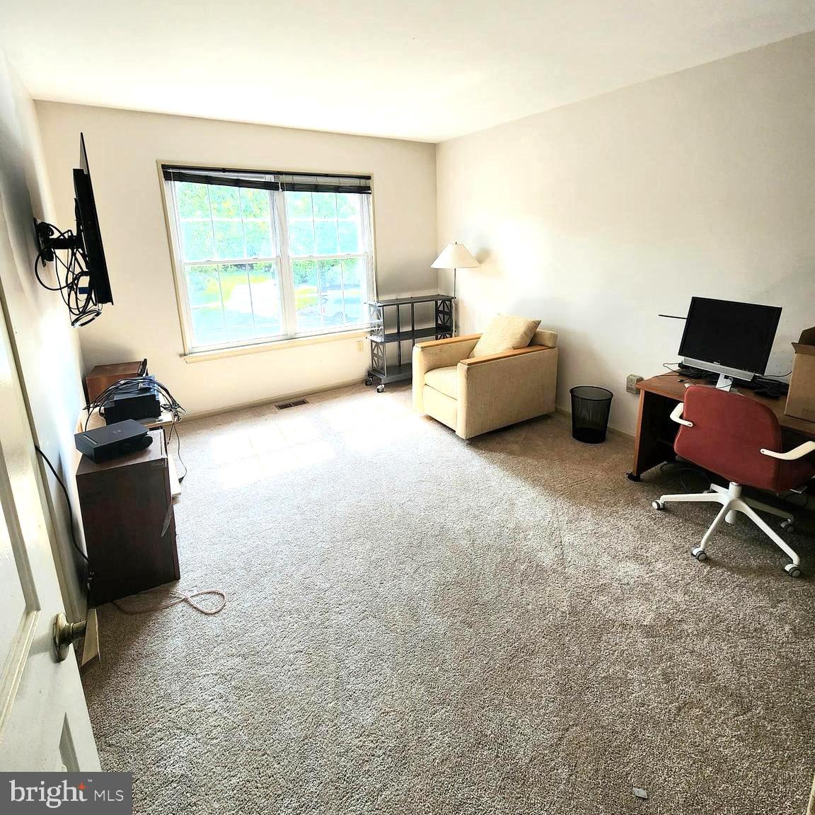 15 Laurel Cir Property Photo 25