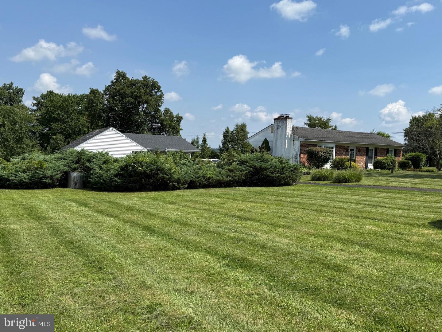 150 Irish Meetinghouse Rd Property Photo 2