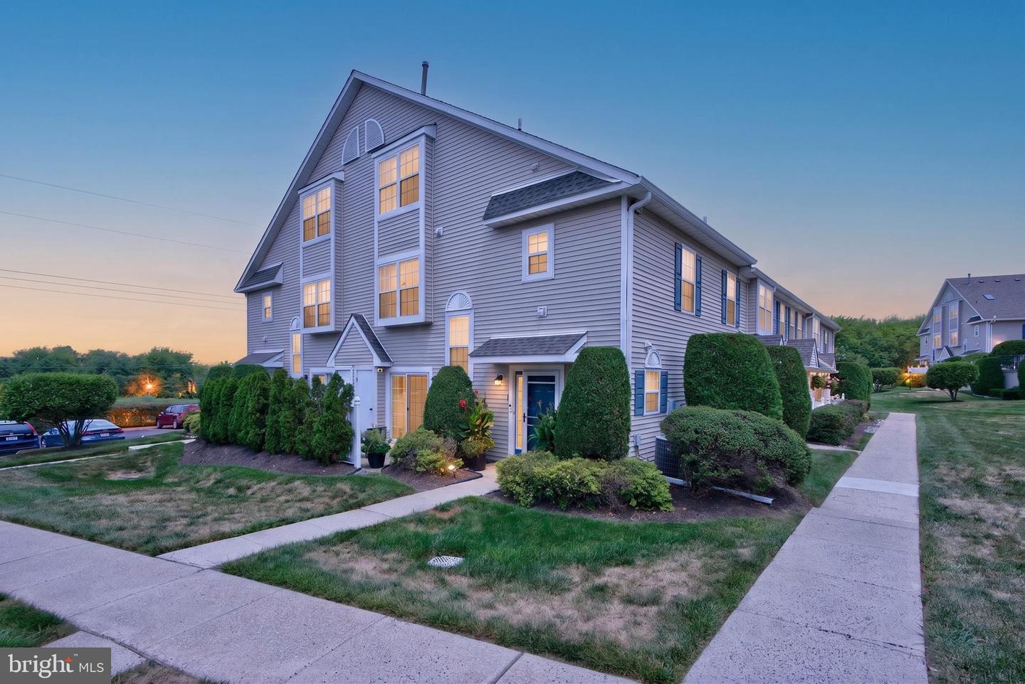1512 CAROL CT Property Photo 1
