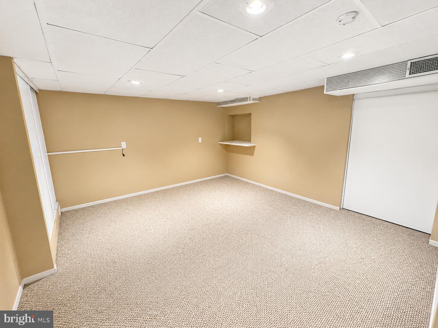 2017 Creekside Ct #36 Property Photo 3