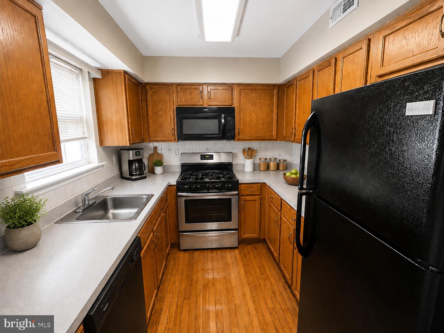 2017 Creekside Ct #36 Property Photo 4