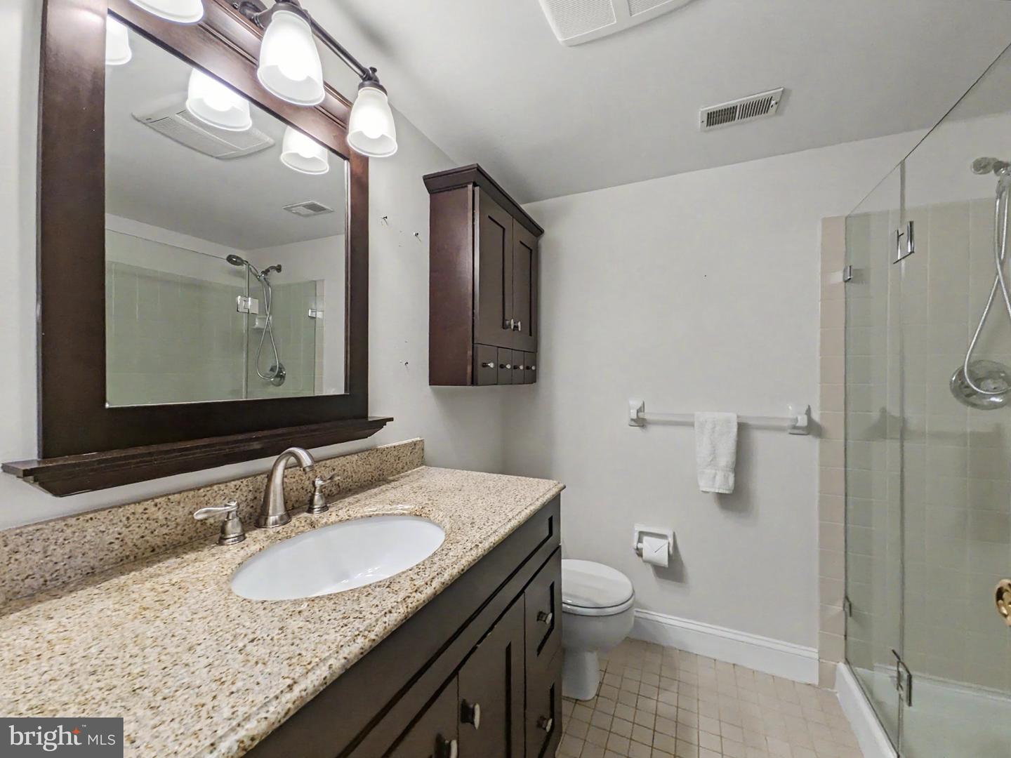 1503 Steamboat Dr Property Photo 9