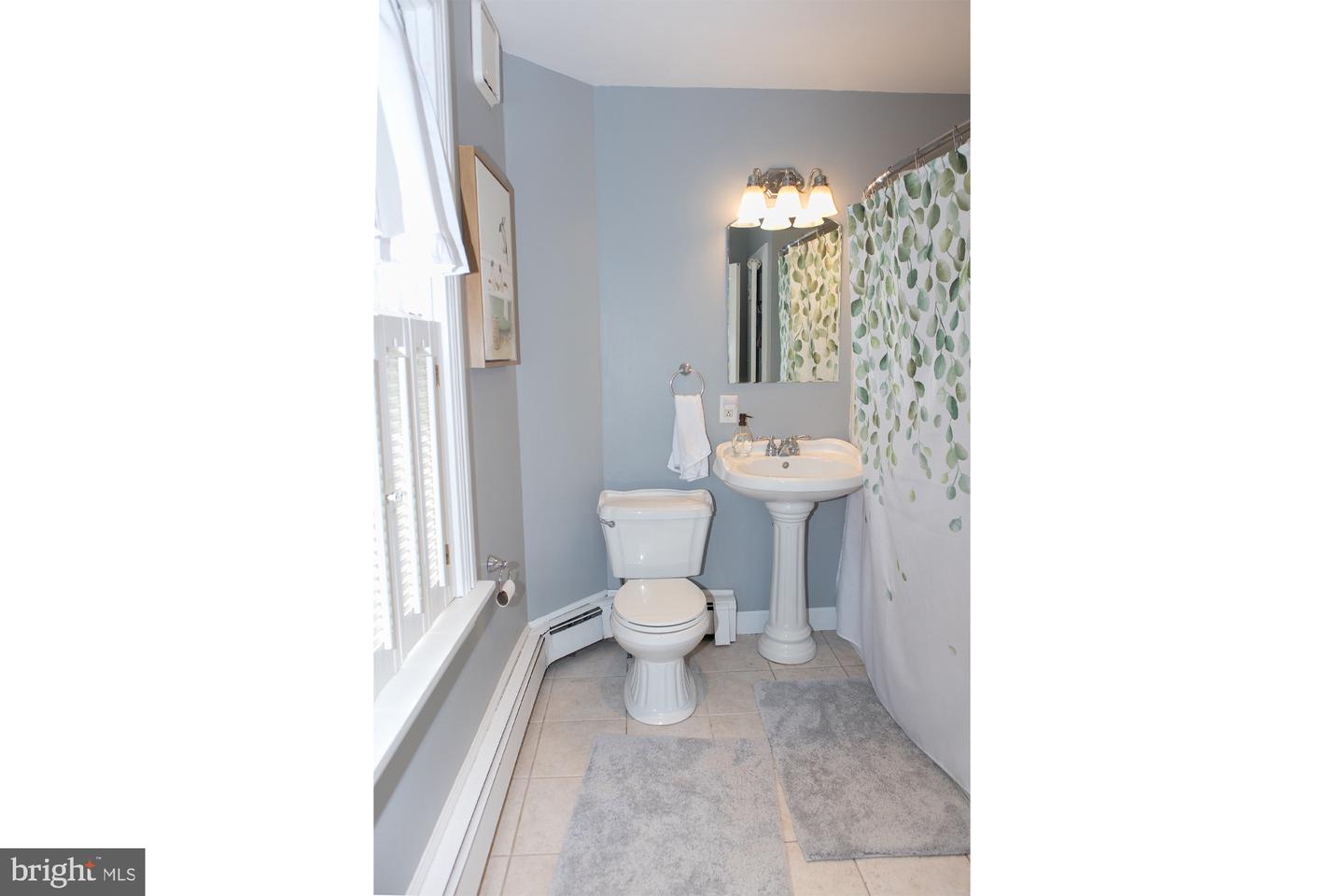 176 N Ambler St Property Photo 18
