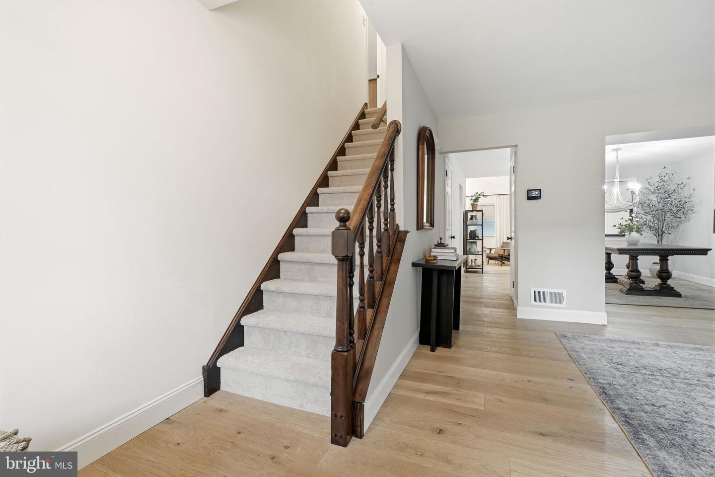 4039 Holly Way Property Photo 3