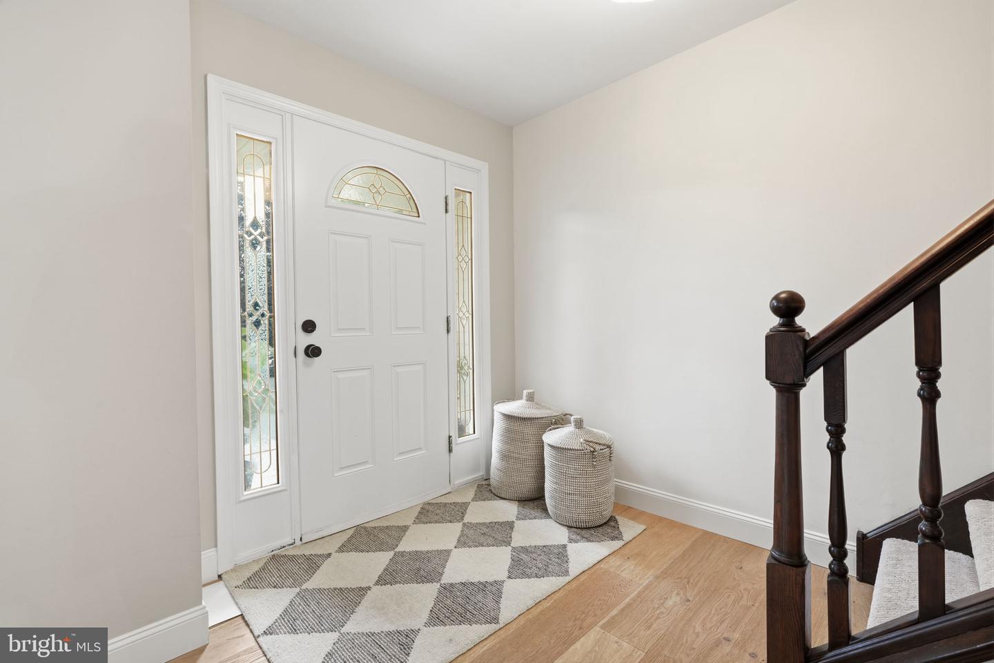 4039 Holly Way Property Photo 4