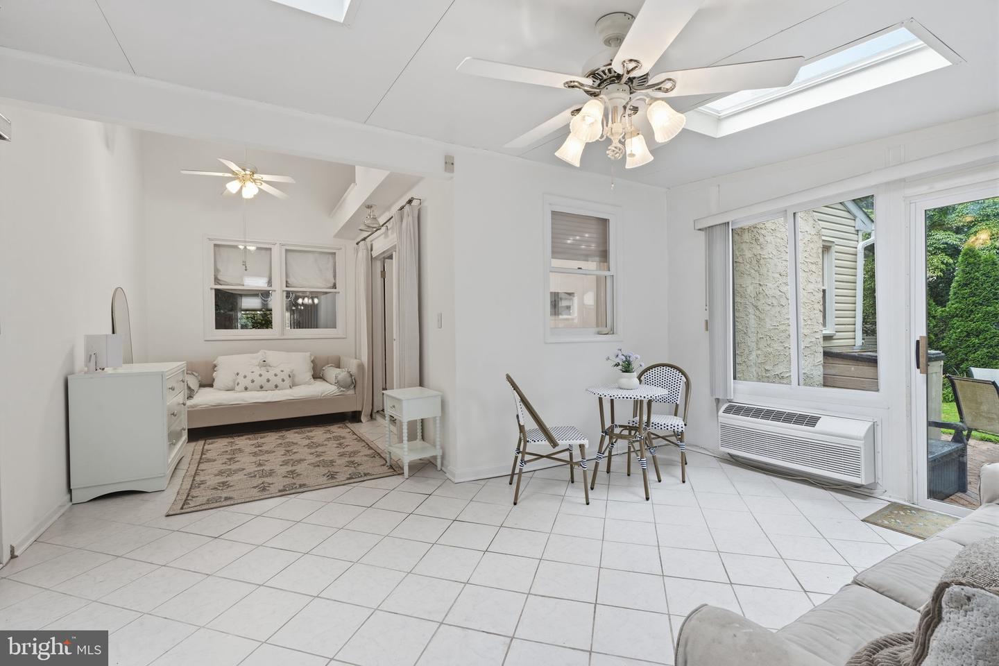 4039 Holly Way Property Photo 14