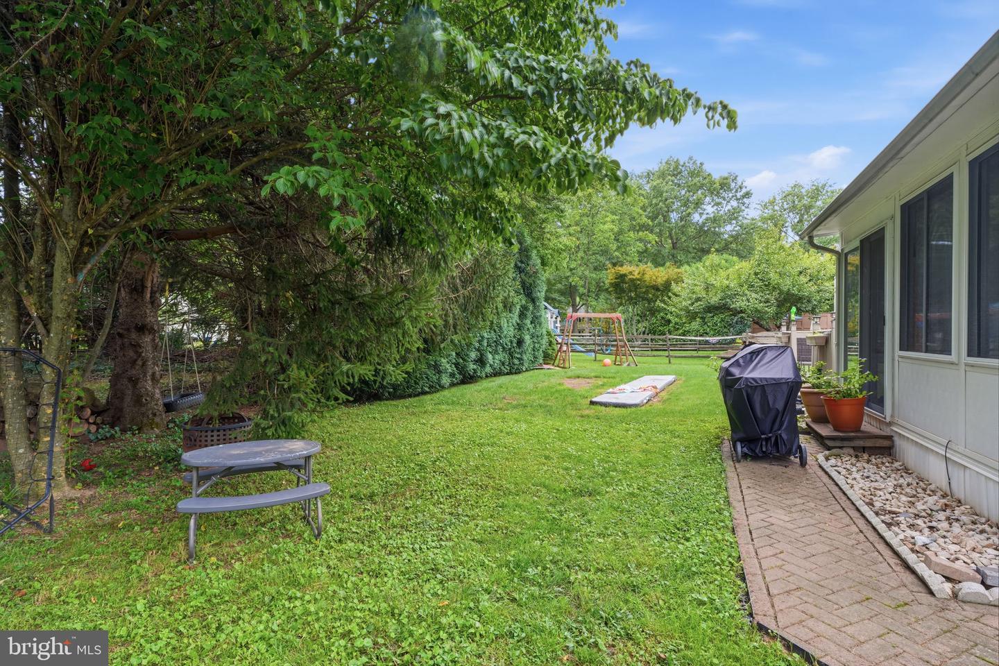4039 Holly Way Property Photo 37