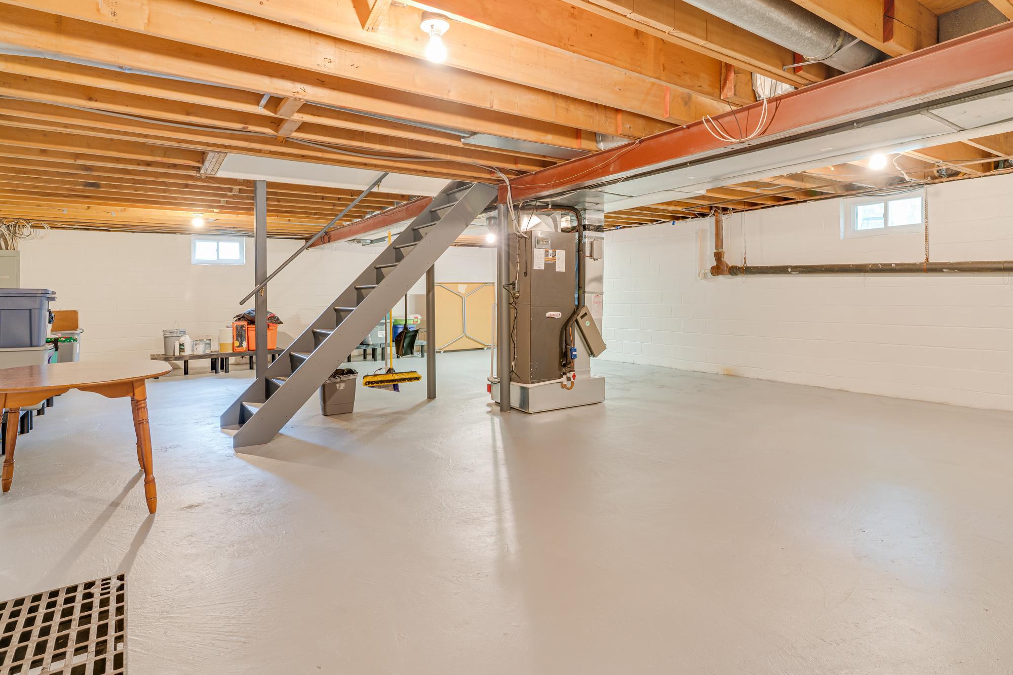 306 Charles St Property Photo 41