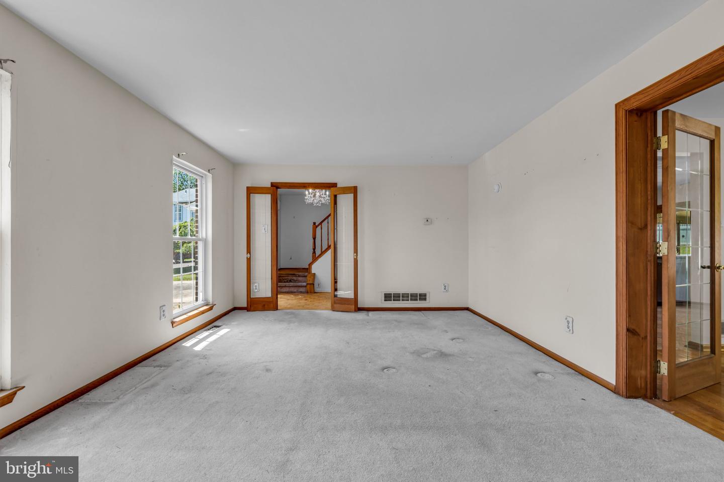 1218 Primrose Ct Property Photo 5