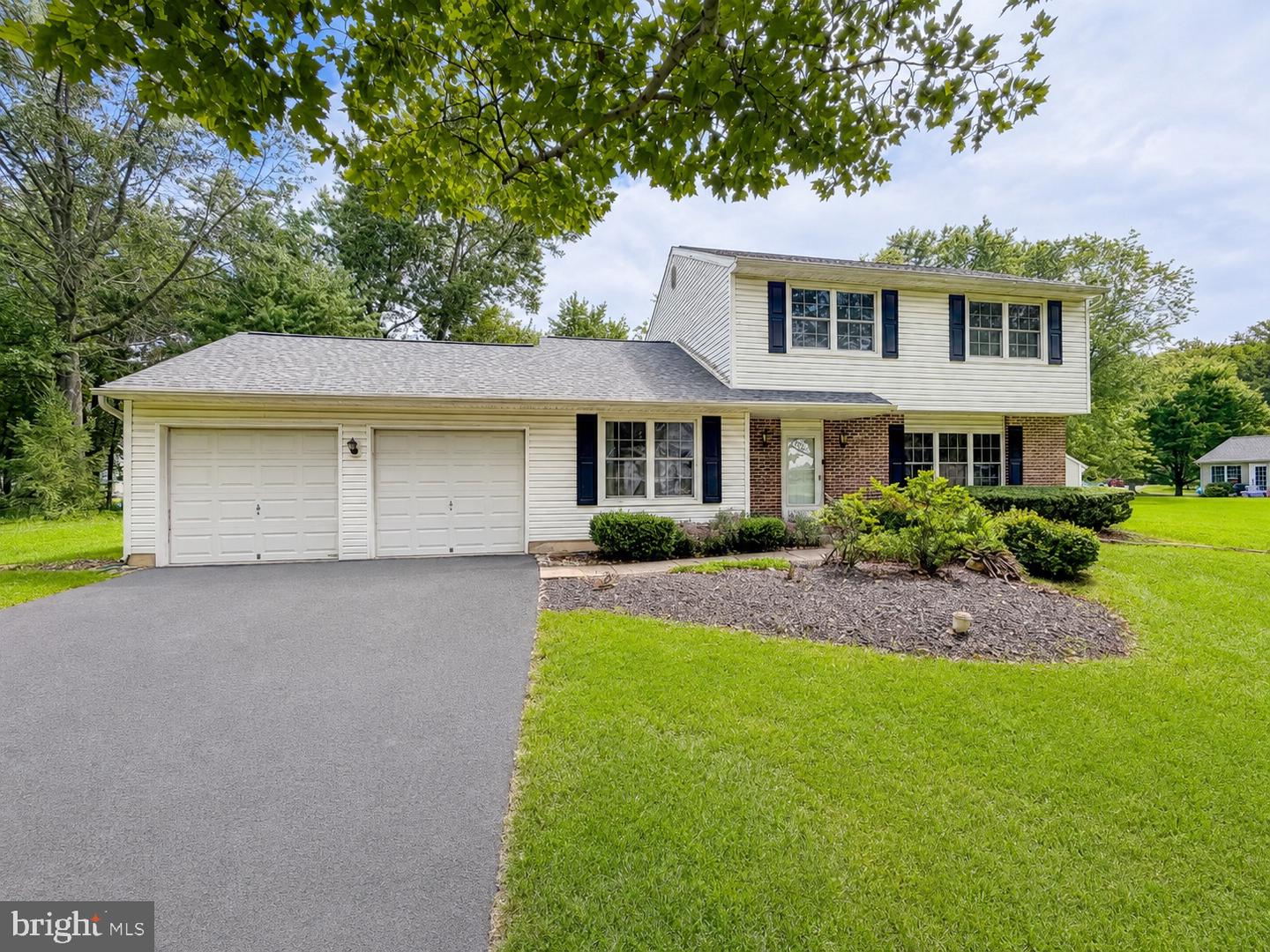 236 Greenview Rd Property Photo 1