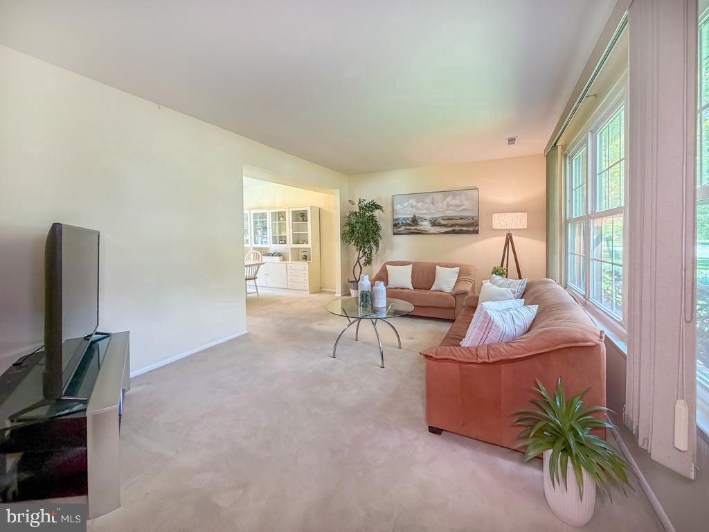 236 Greenview Rd Property Photo 5