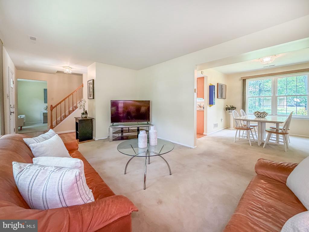 236 Greenview Rd Property Photo 6