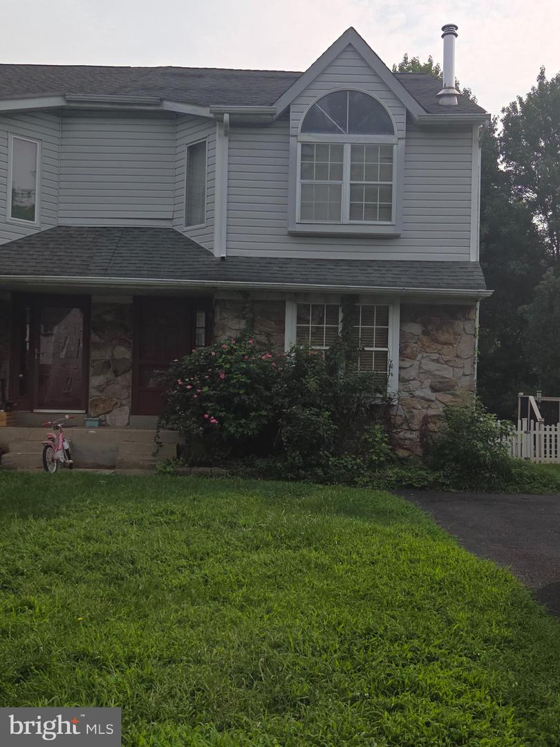 20 PEARL DR