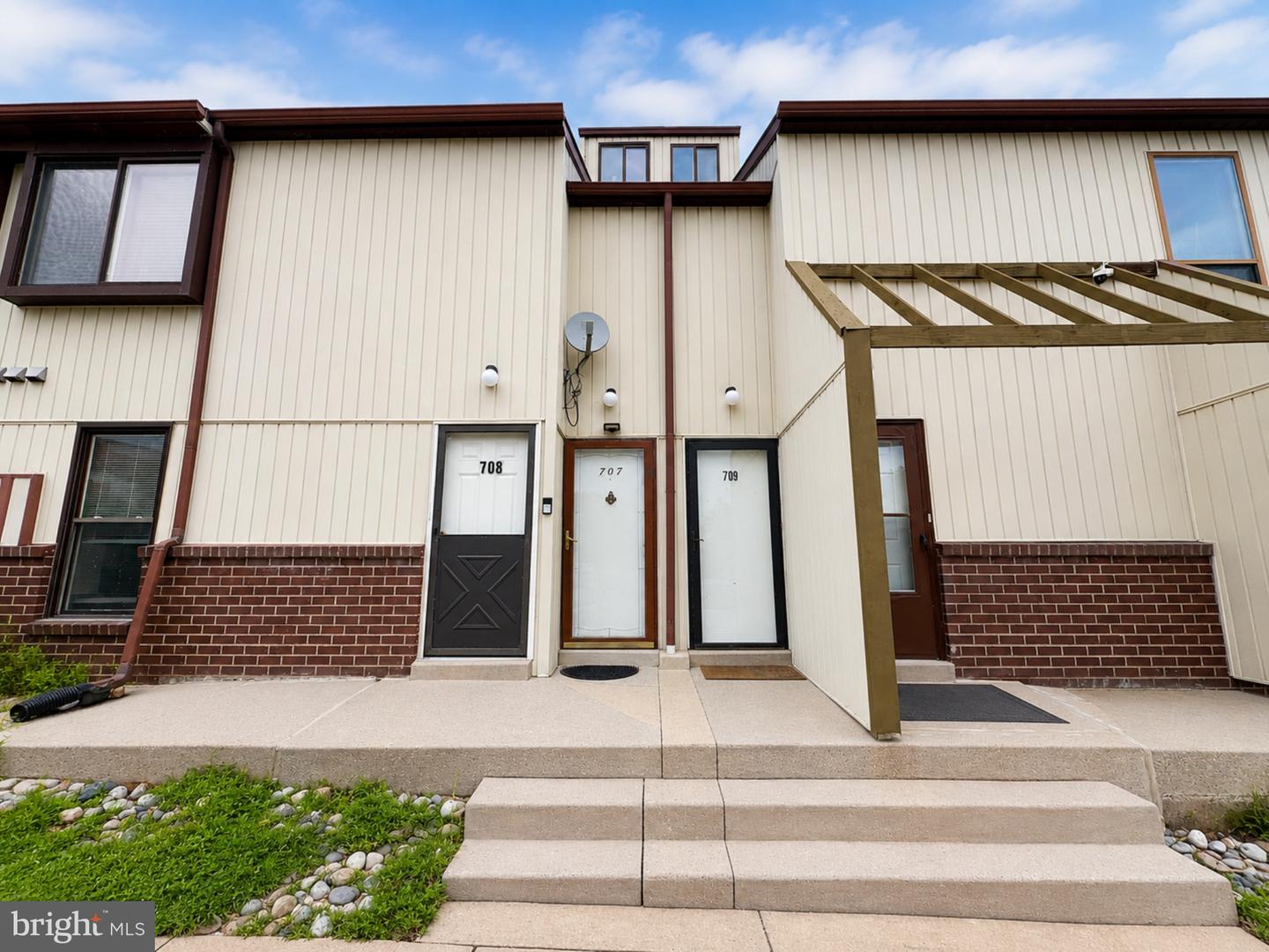 1825 Bridgetown Pike #707 Property Photo 2