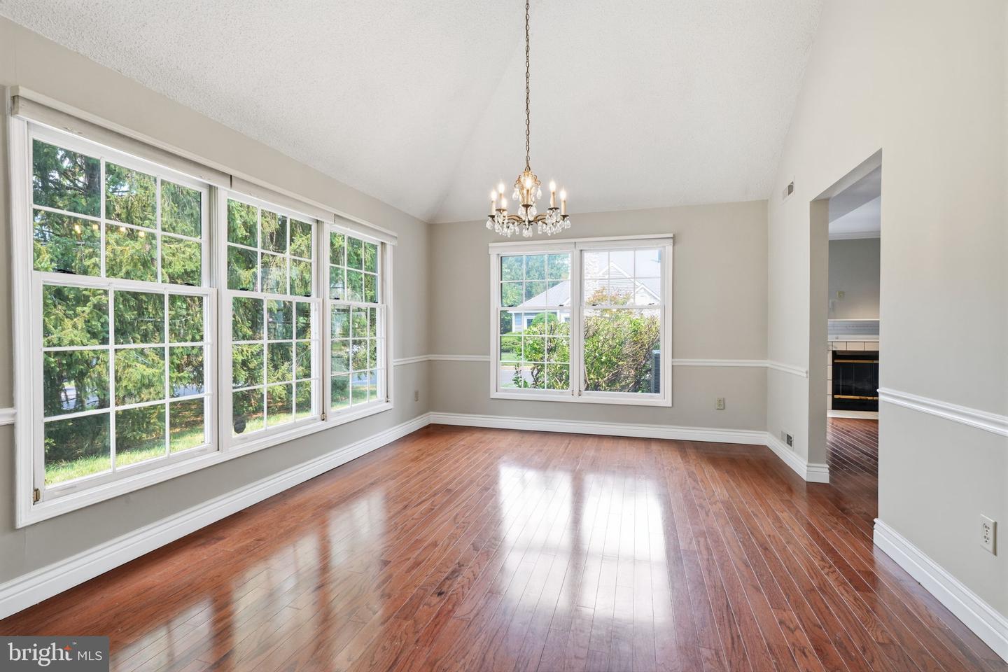 7 Walton Ct Property Photo 6