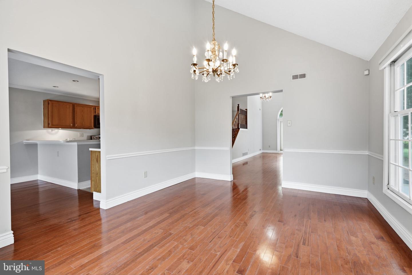 7 Walton Ct Property Photo 7