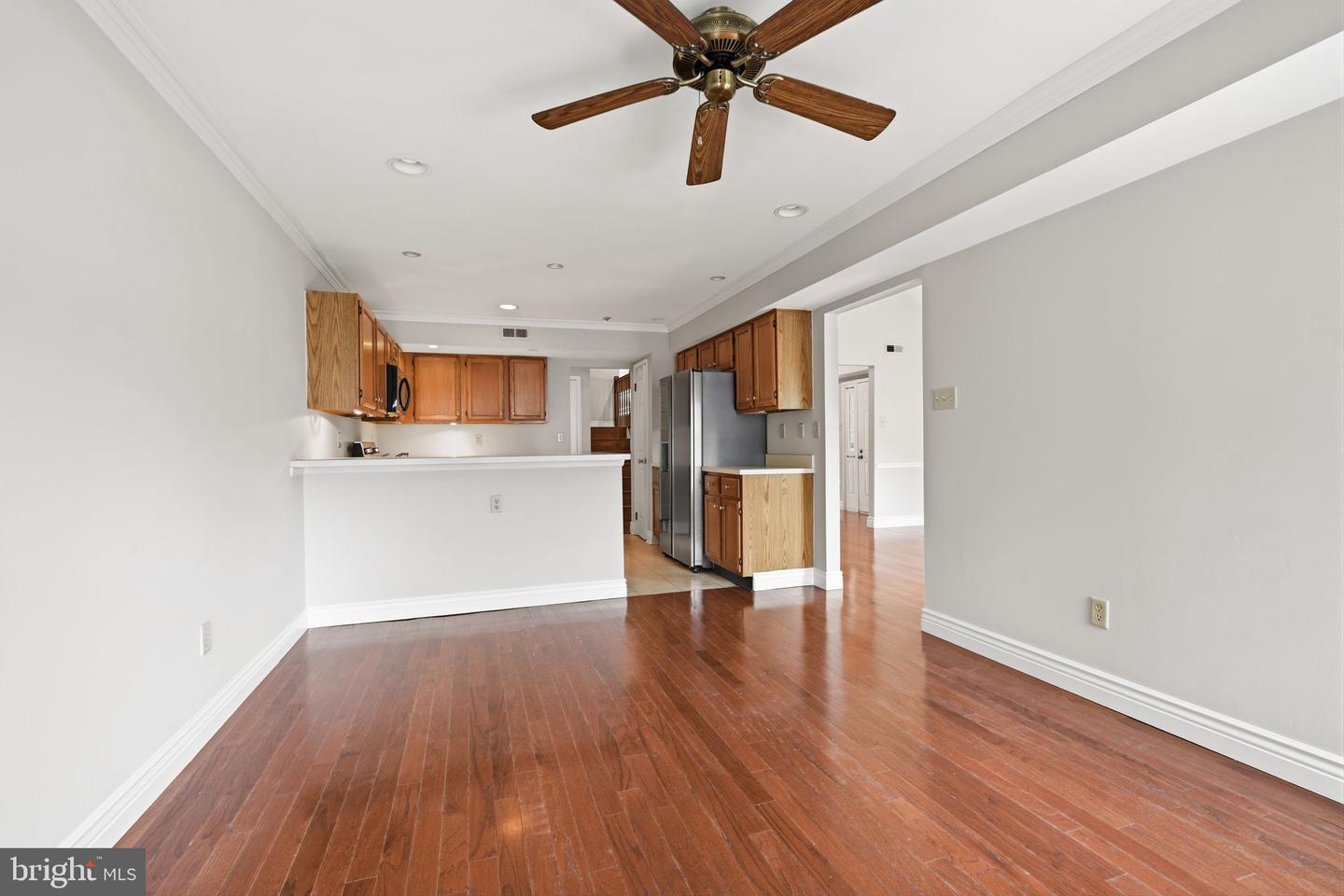 7 Walton Ct Property Photo 9