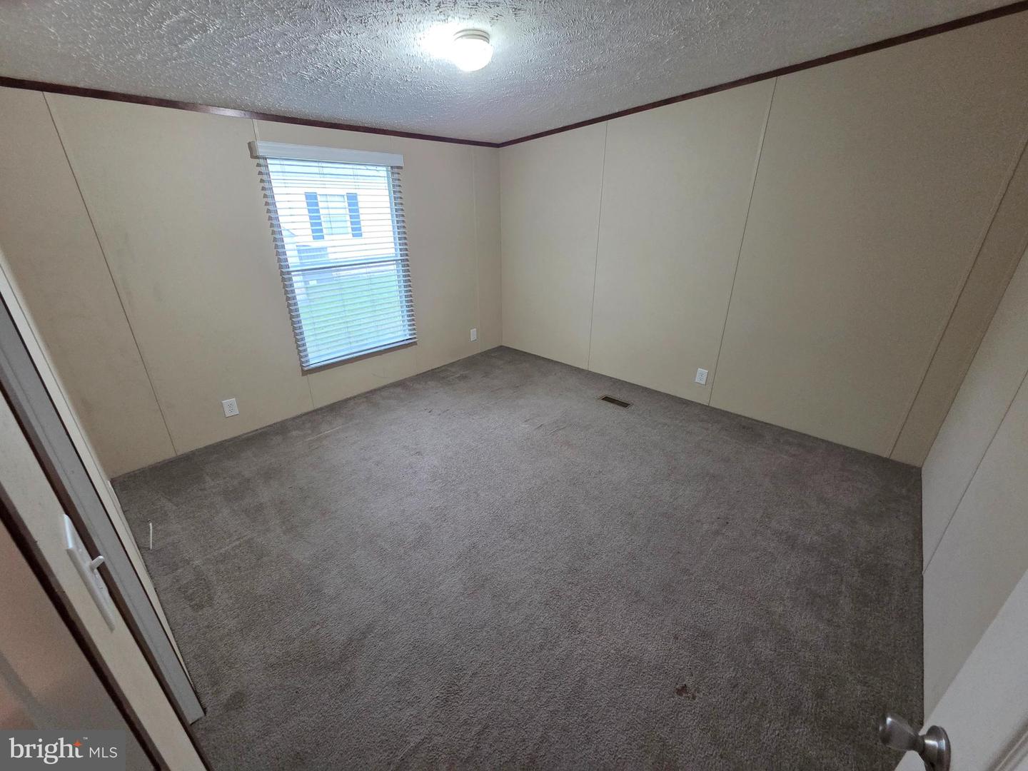 278 Lake Ln Property Photo 14