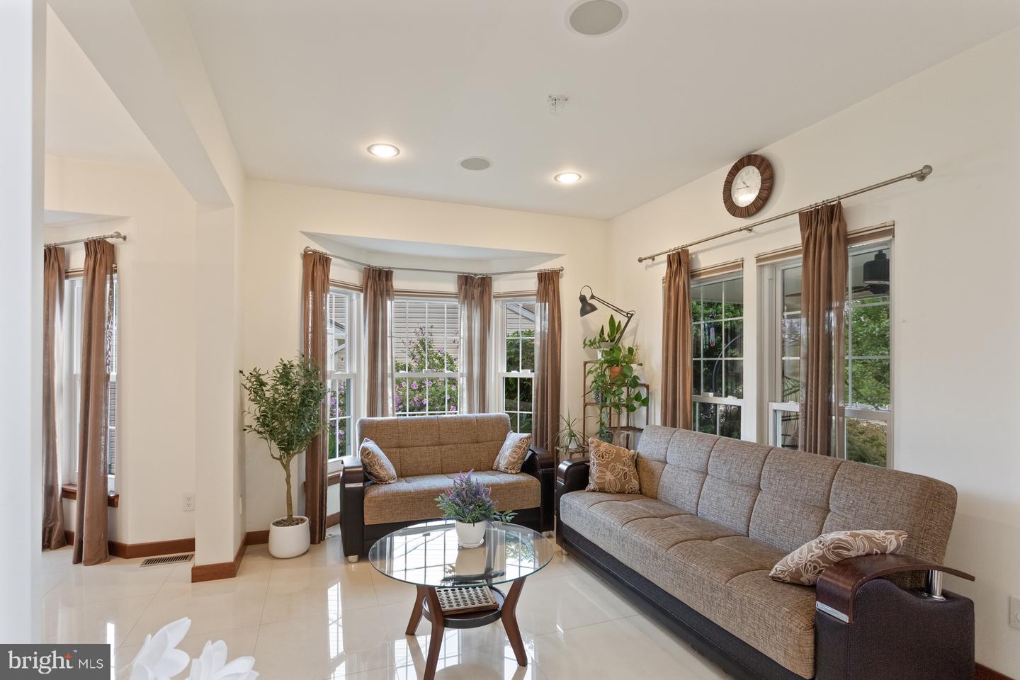 1844 Adams Way Property Photo 8