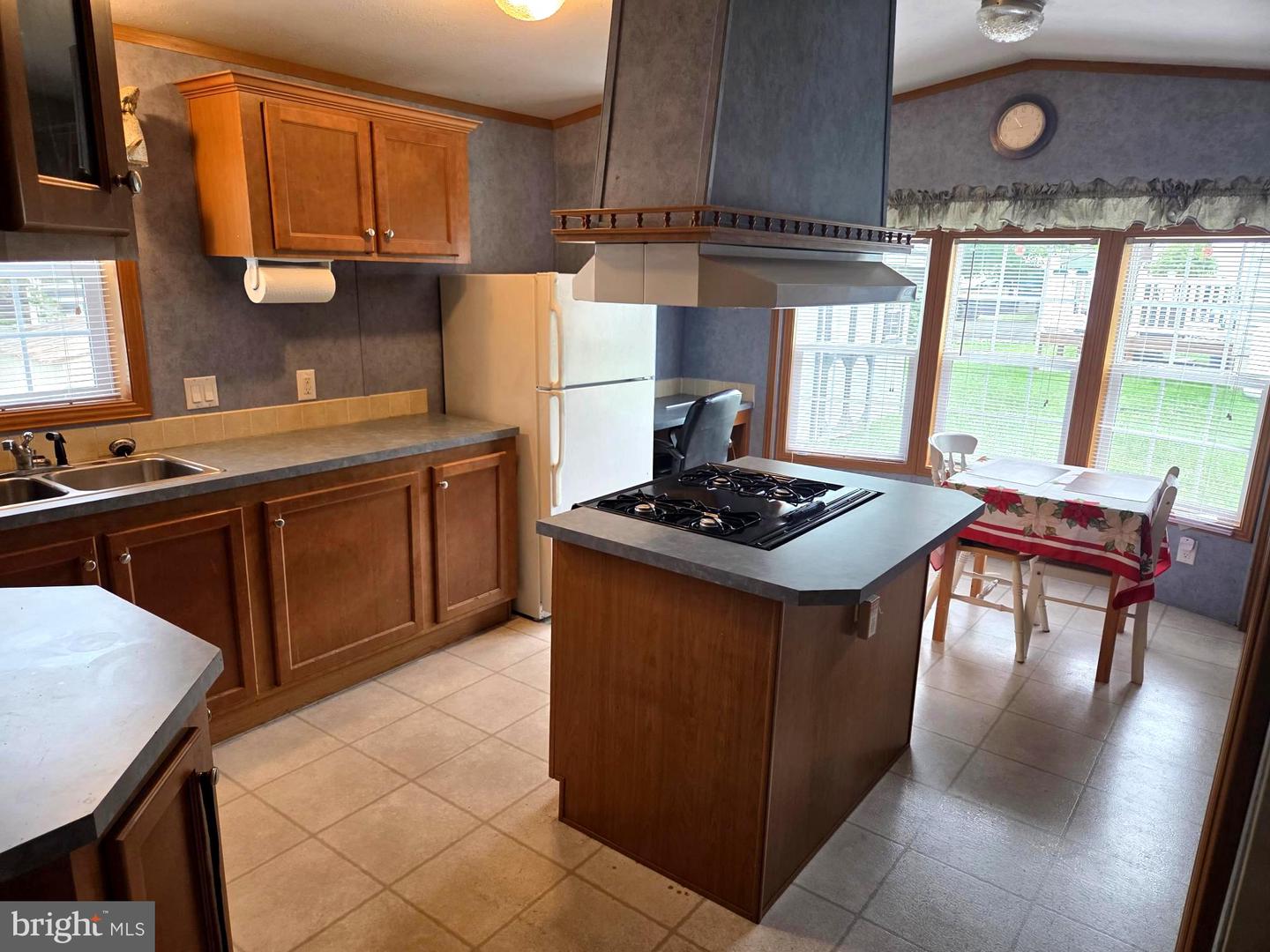 112 Conestoga Dr Property Photo 3