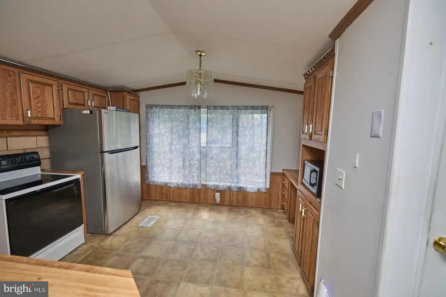 3067 Chandler Dr Property Photo 6