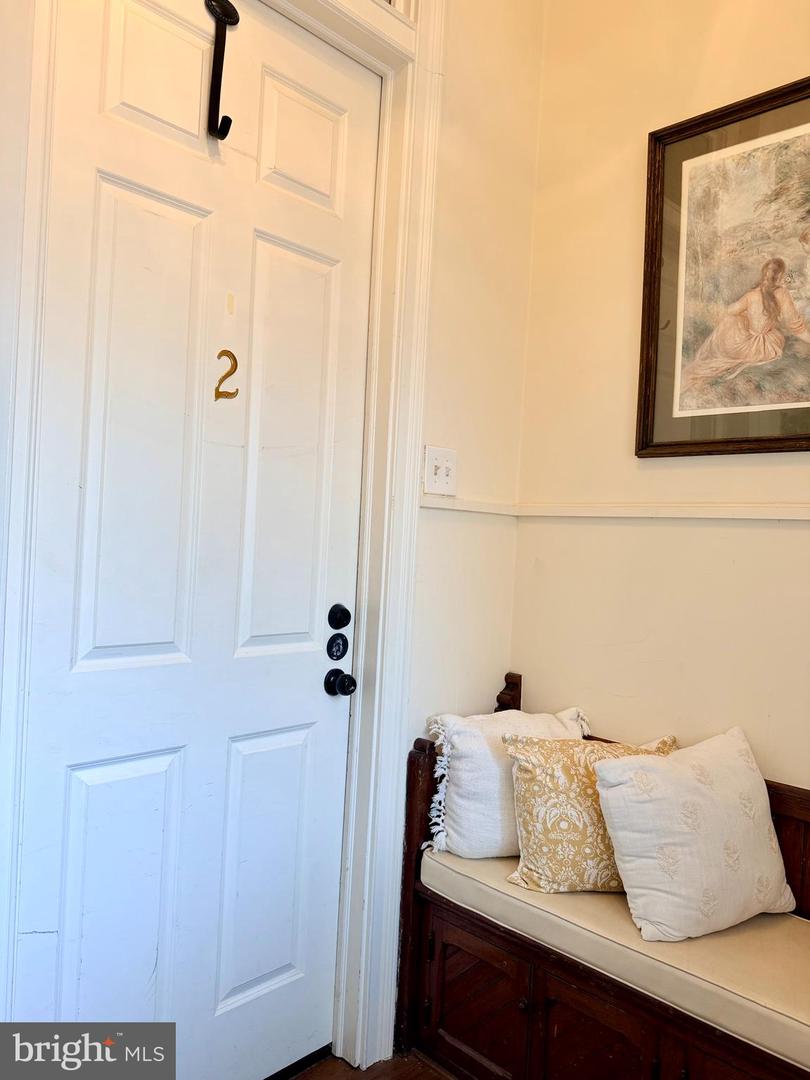 256 Radcliffe St #2nd Floor Property Photo 21