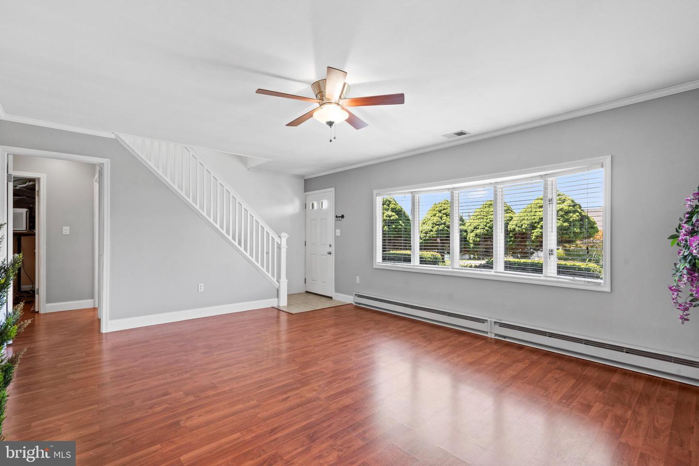 48 Towpath Rd Property Photo 8