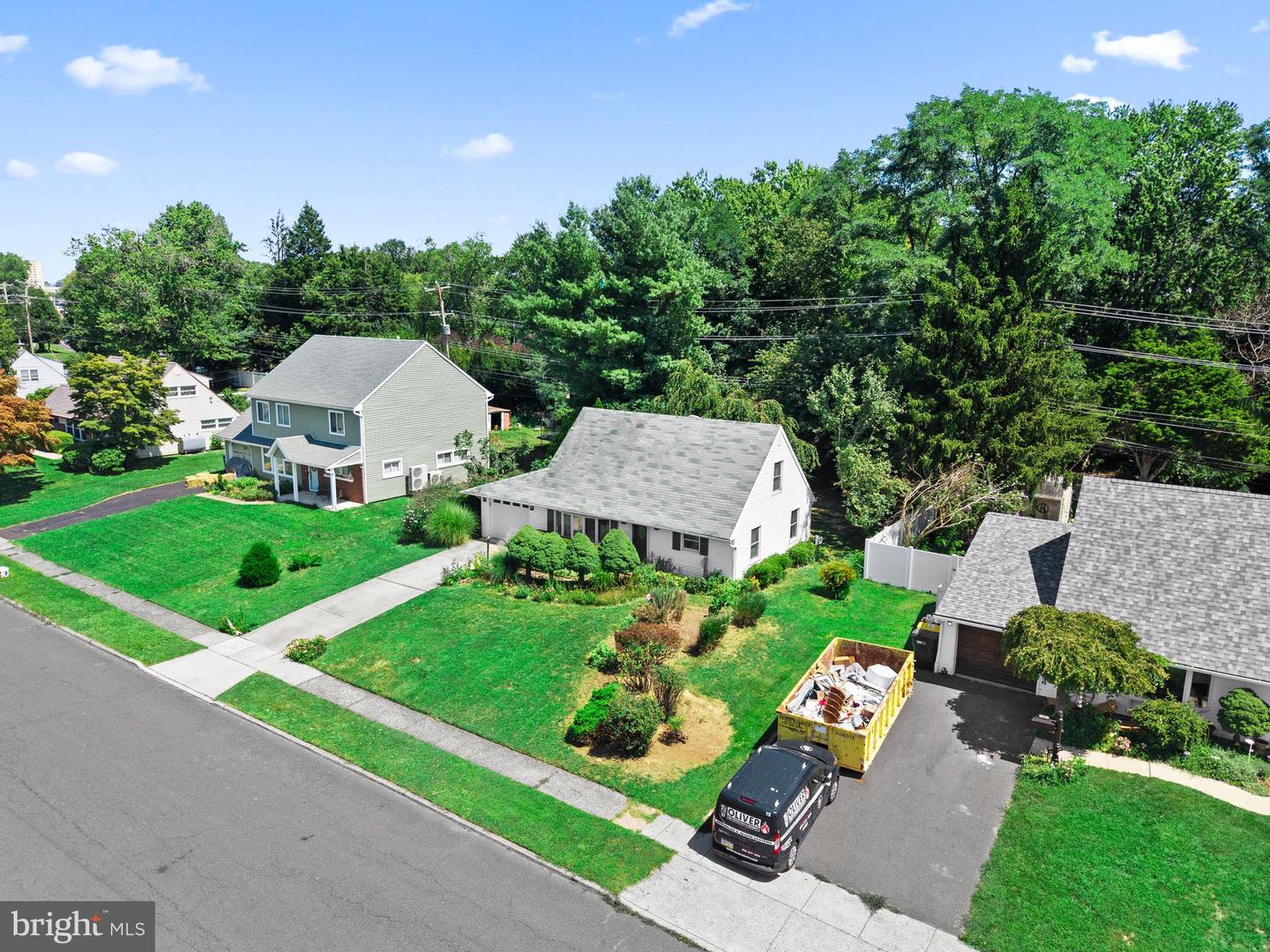 48 Towpath Rd Property Photo 33