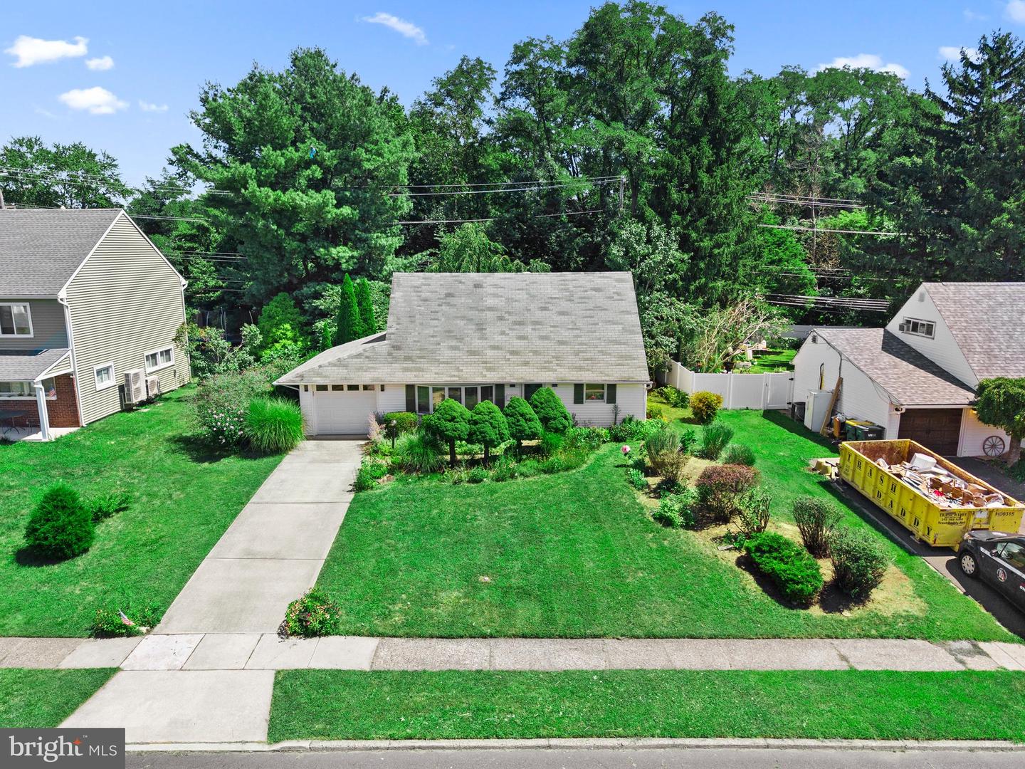 48 Towpath Rd Property Photo 34