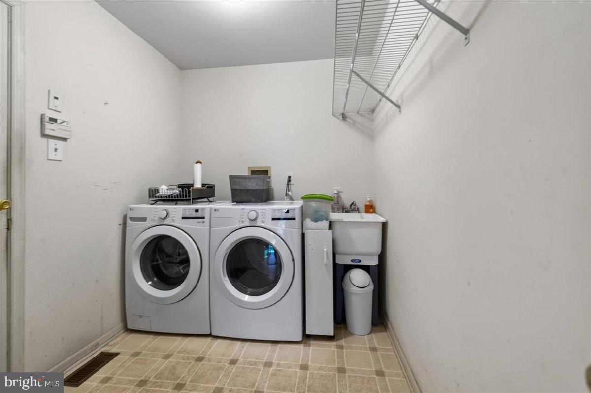 307 Frazer Dr Property Photo 14