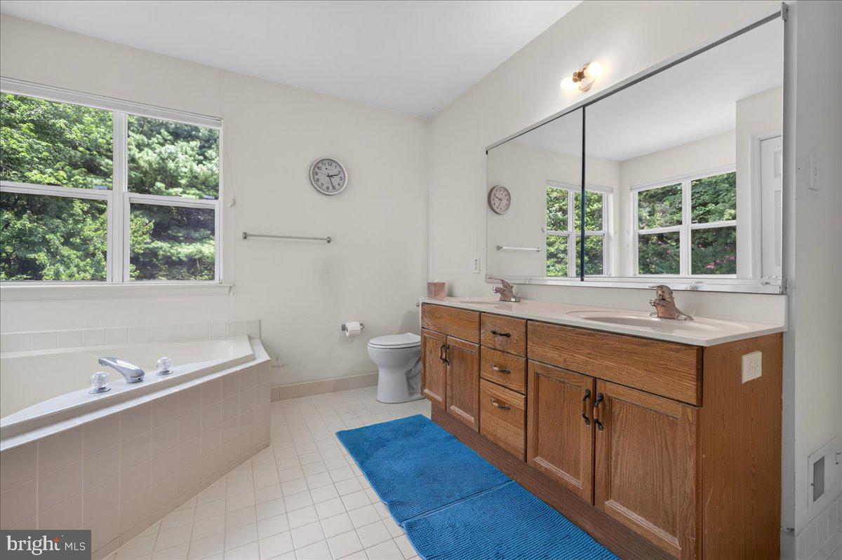 307 Frazer Dr Property Photo 17
