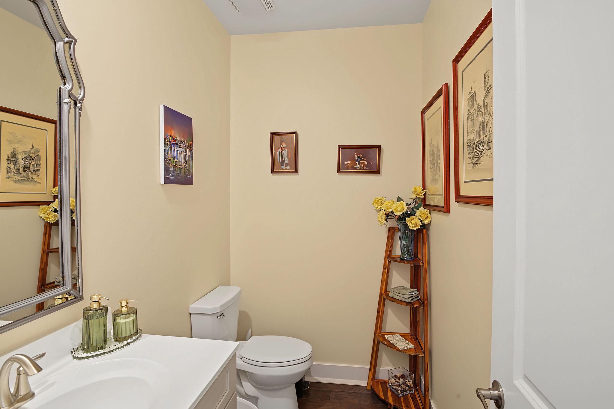 134-a Fleet Ct Property Photo 29