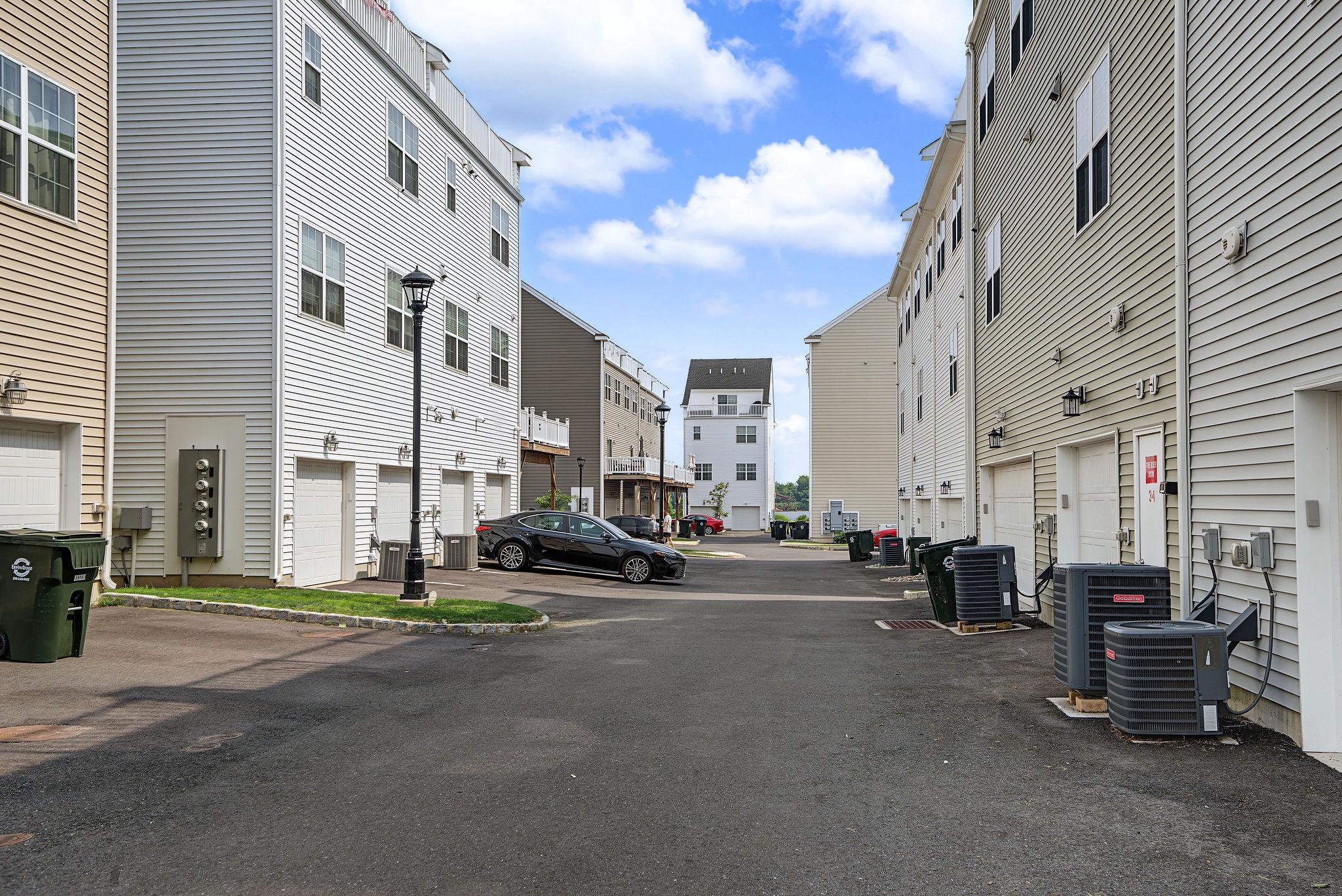 134-a Fleet Ct Property Photo 37