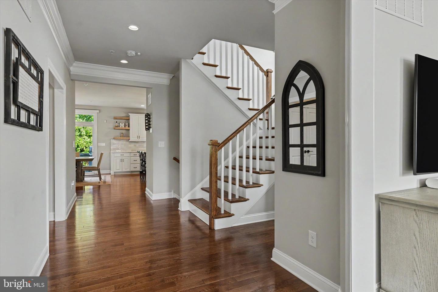 7 Pettits Bridge Rd Property Photo 6