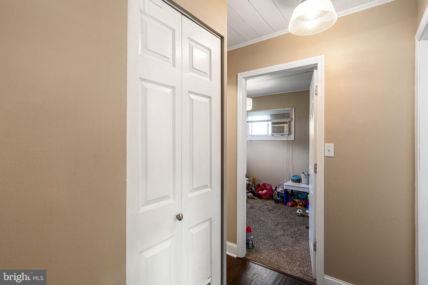 54 Mayflower Rd Property Photo 9