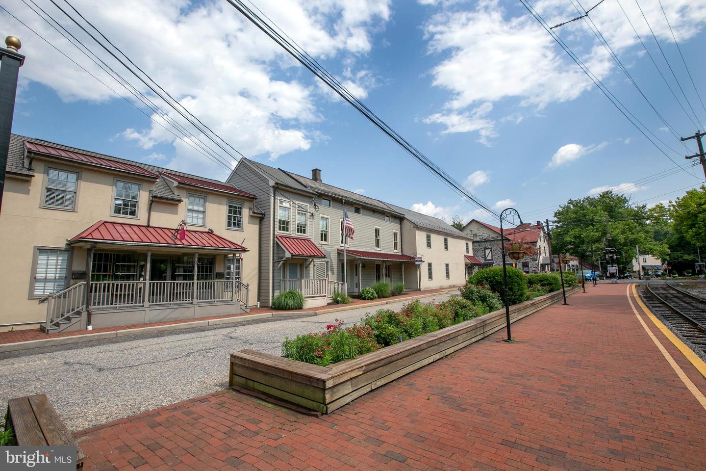 30 W Bridge St #single Office Property Photo 2