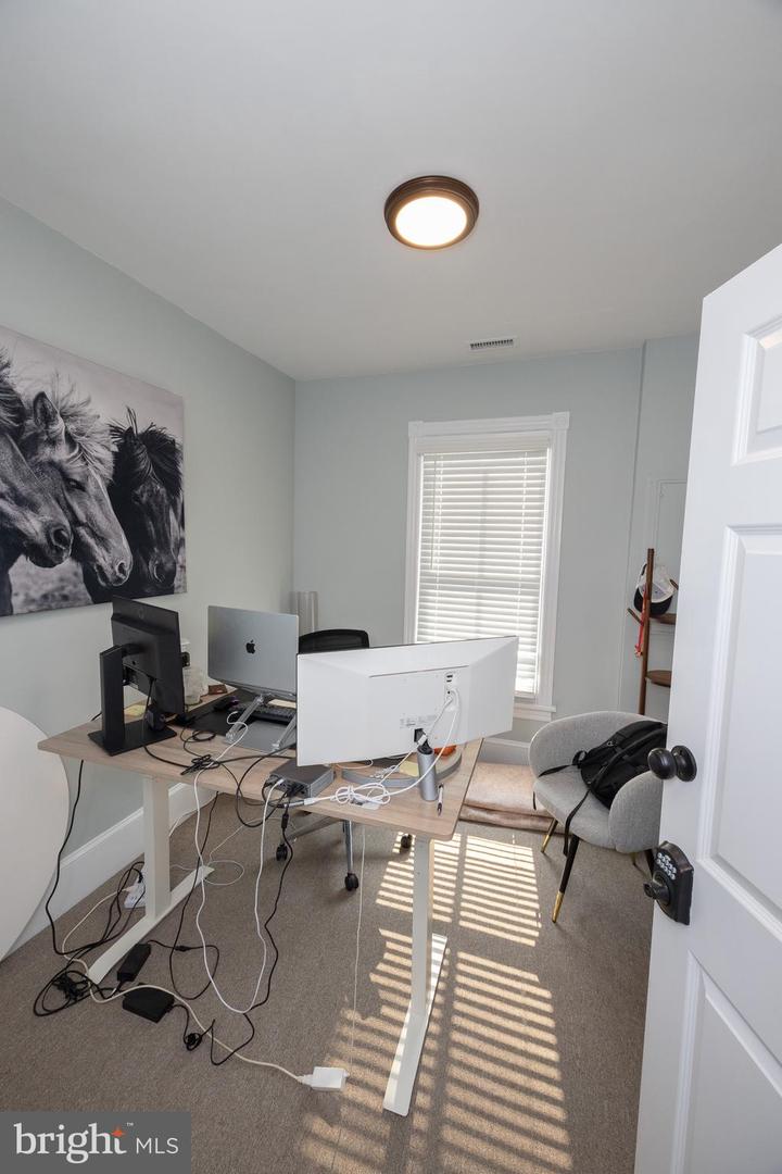 30 W Bridge St #single Office Property Photo 3