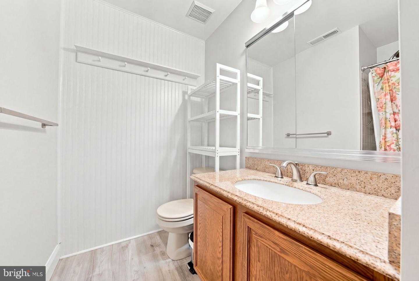 3803 Waltham Ct Property Photo 18