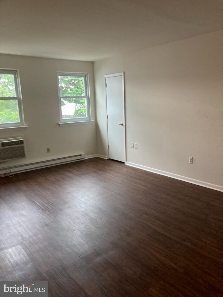 108 S Hellertown Ave #g Property Photo 5